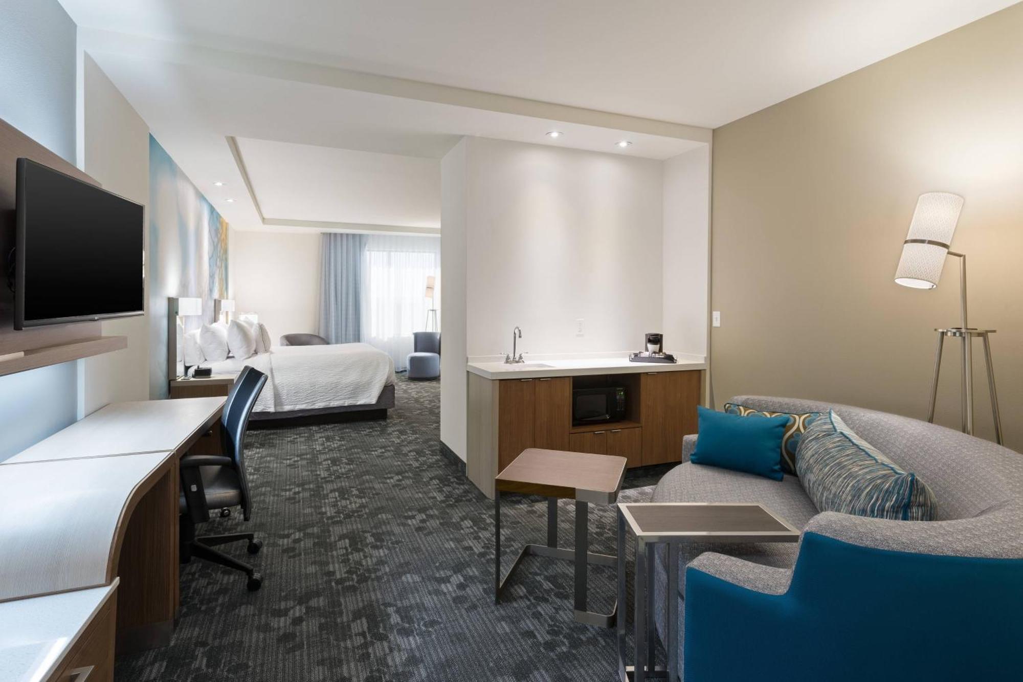 Courtyard By Marriott Houston Katy Mills Hotel Exterior photo