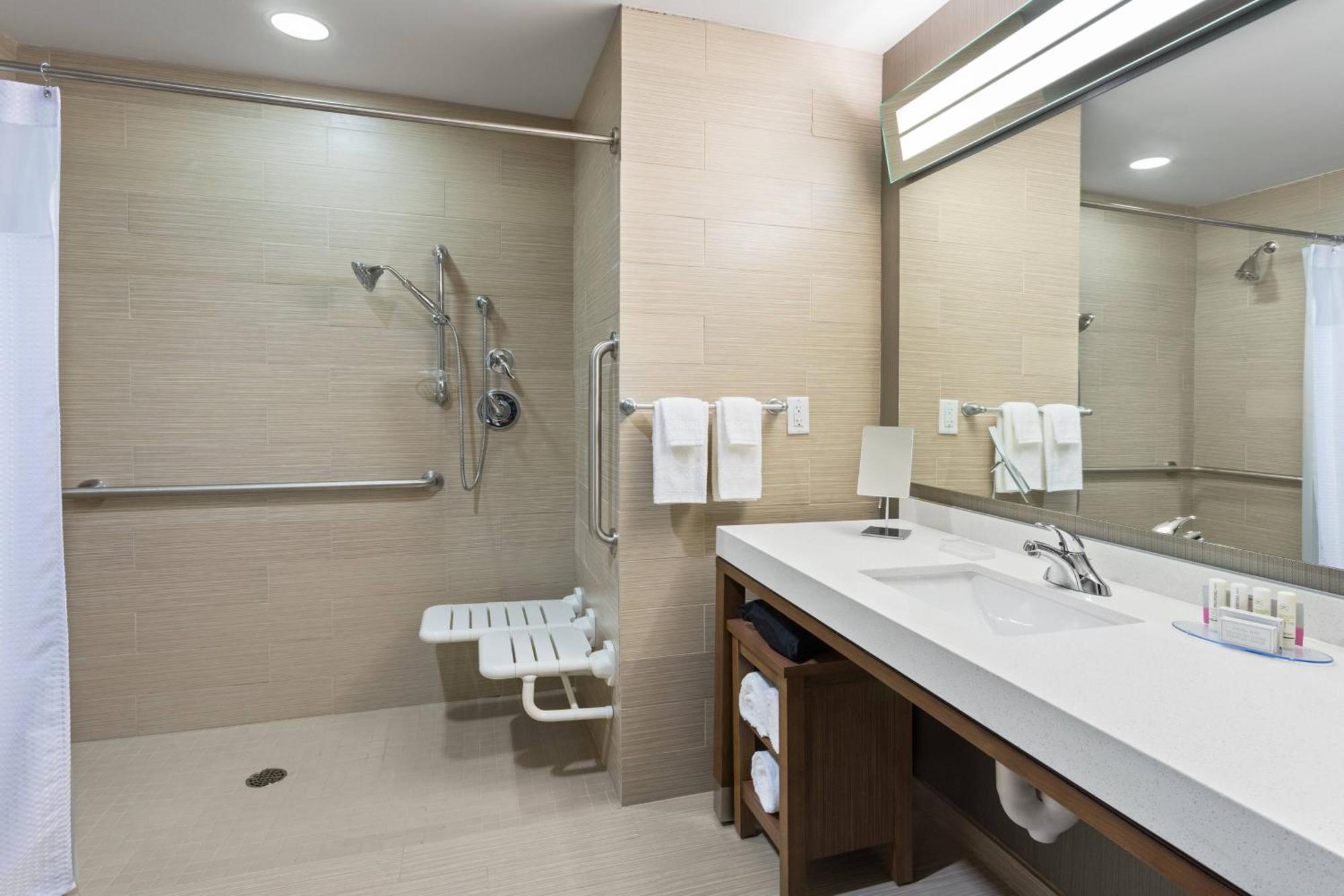 Courtyard By Marriott Houston Katy Mills Hotel Exterior photo