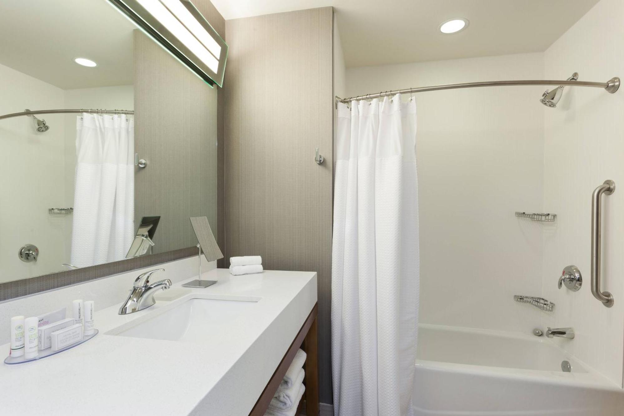 Courtyard By Marriott Houston Katy Mills Hotel Exterior photo